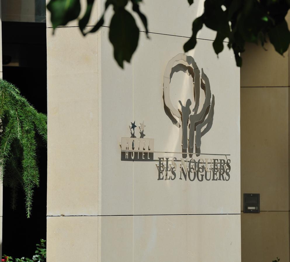 Hotel Els Noguers Manresa Luaran gambar